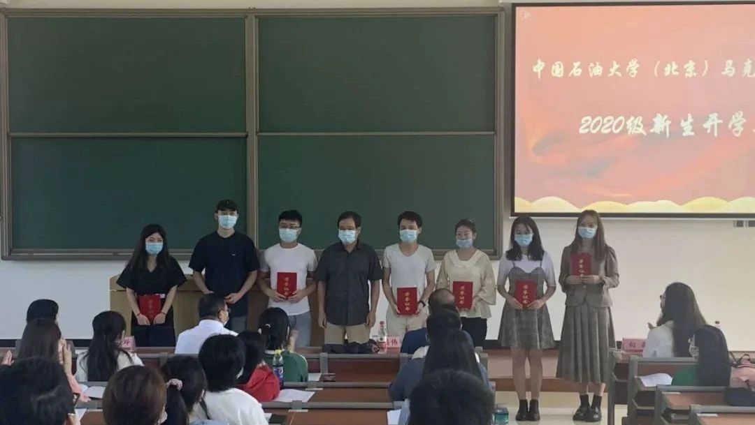 d58ade297673441a8b9b23c7b5b957b4.jpg 22.jpg